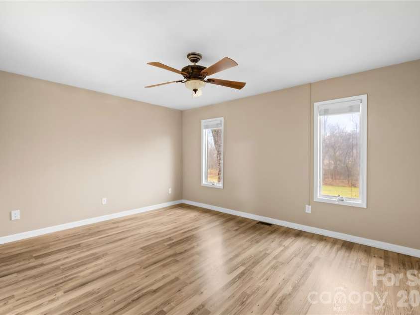 1002 Kenilworth Court, Concord, NC 28027.  MLS# CAR4327235, YatesRealty ID 3985. Primary bedroom