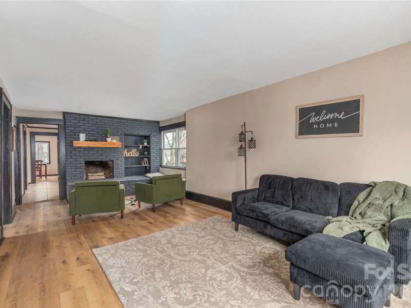 52 Boyd Avenue, Asheville, NC 28806.  MLS# CAR4351192, YatesRealty ID 3985. 