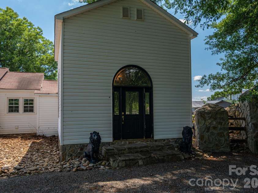 1387 George Brown Road, Crouse, NC 28033.  MLS# CAR4395579, YatesRealty ID 39850. 