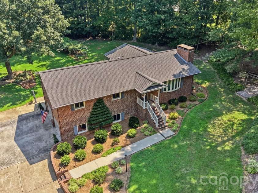 20157 Old Concord Road, Albemarle, NC 28001.  MLS# CAR4406401, YatesRealty ID 39854. 