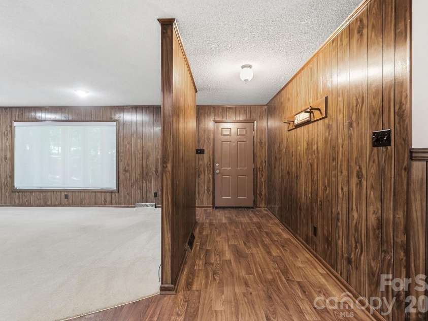 20157 Old Concord Road, Albemarle, NC 28001.  MLS# CAR4406401, YatesRealty ID 39854. 