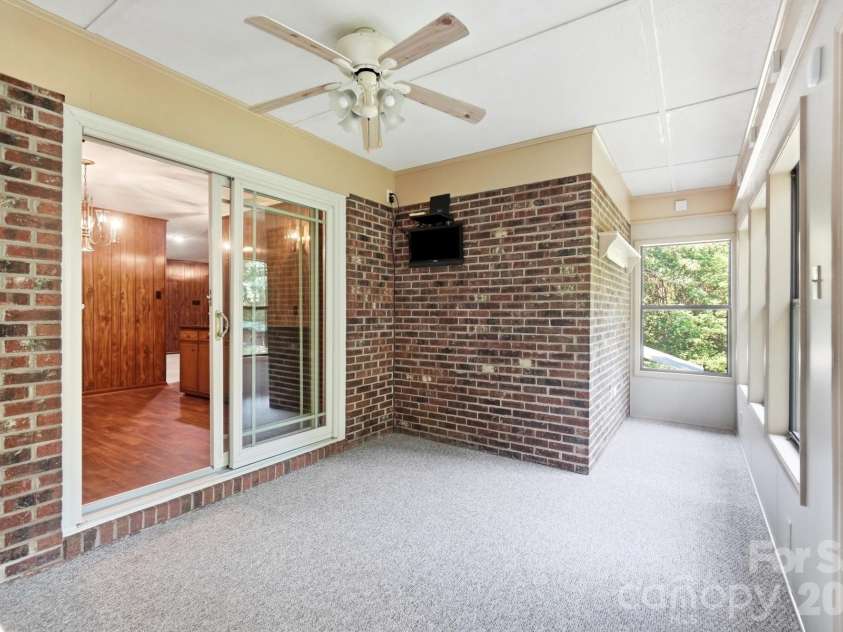 20157 Old Concord Road, Albemarle, NC 28001.  MLS# CAR4406401, YatesRealty ID 39854. 