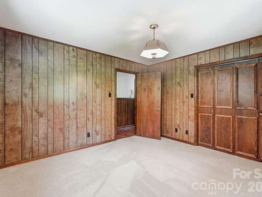 20157 Old Concord Road, Albemarle, NC 28001.  MLS# CAR4406401, YatesRealty ID 39854. 