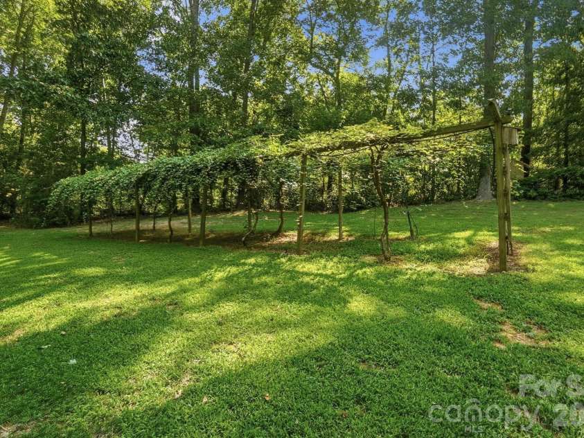 20157 Old Concord Road, Albemarle, NC 28001.  MLS# CAR4406401, YatesRealty ID 39854. 