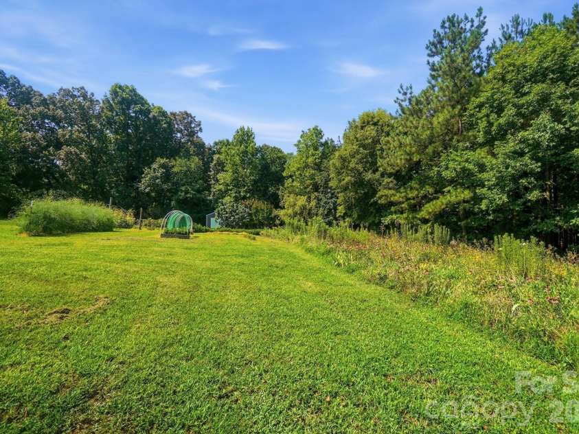 20157 Old Concord Road, Albemarle, NC 28001.  MLS# CAR4406401, YatesRealty ID 39854. 