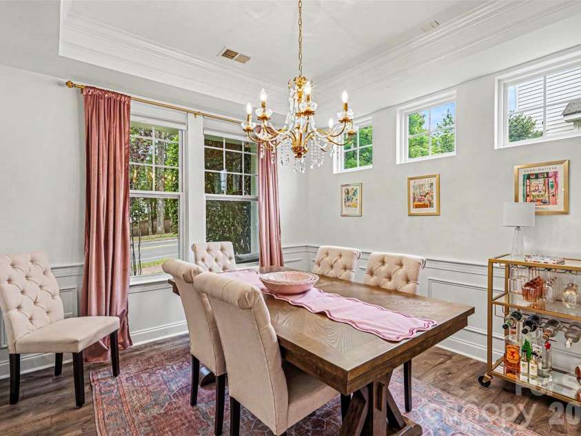 15424 Hugh Torance Parkway, Huntersville, NC 28078.  MLS# CAR4407079, YatesRealty ID 39857. Dining Room
