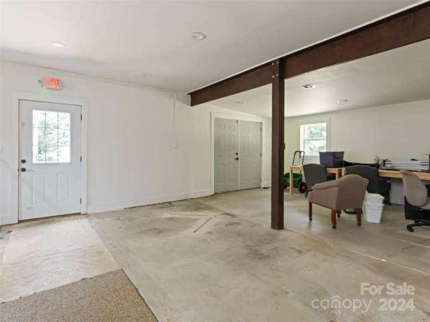 610 Long Shoals Road, Arden, NC 28704.  MLS# CAR4199331, YatesRealty ID 3986. 