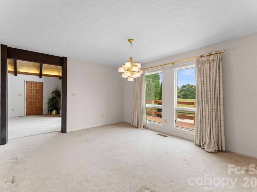 99 Odonald Road, Asheville, NC 28806.  MLS# CAR4326720, YatesRealty ID 3986. 