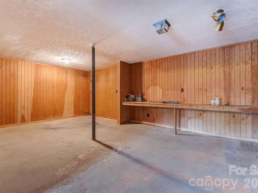 99 Odonald Road, Asheville, NC 28806.  MLS# CAR4326720, YatesRealty ID 3986. 