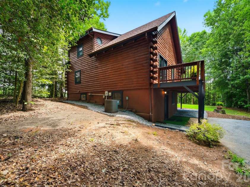 7373 Jeeter Shell Avenue, Connelly Springs, NC 28612.  MLS# CAR4406101, YatesRealty ID 39861. 