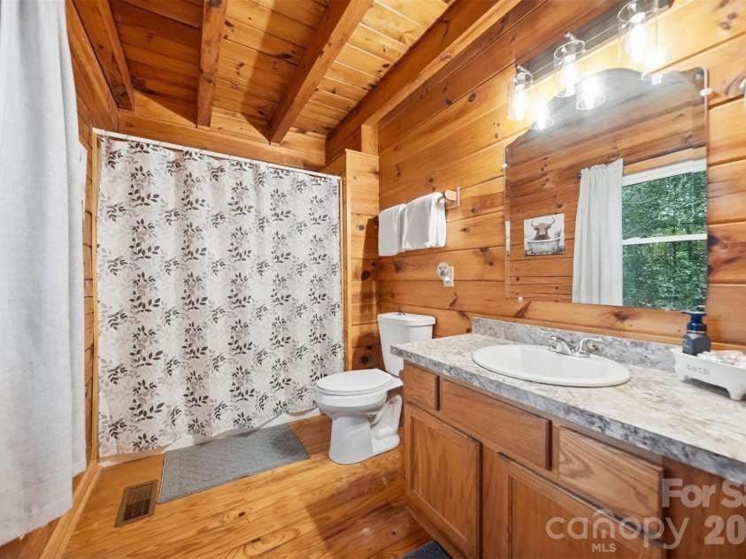 7373 Jeeter Shell Avenue, Connelly Springs, NC 28612.  MLS# CAR4406101, YatesRealty ID 39861. 