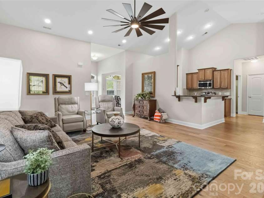 2875 Park Ridge Boulevard, Rock Hill, SC 29732.  MLS# CAR4406784, YatesRealty ID 39865. 
