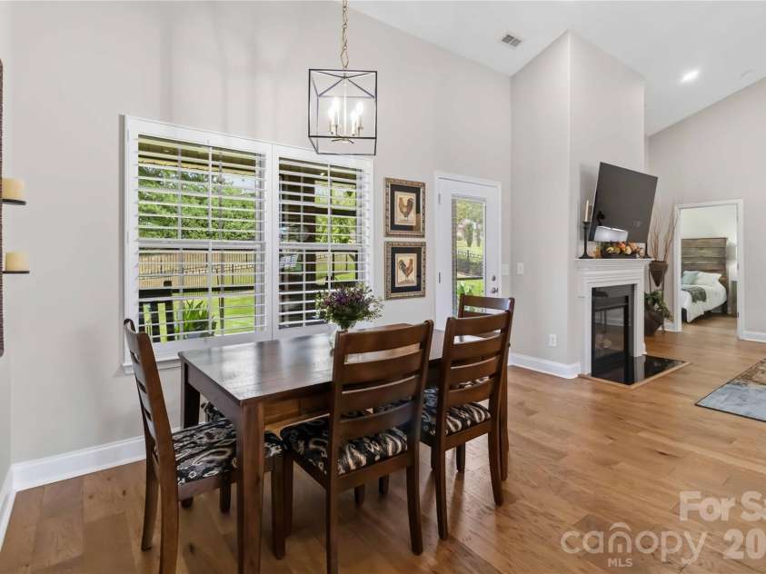 2875 Park Ridge Boulevard, Rock Hill, SC 29732.  MLS# CAR4406784, YatesRealty ID 39865. 