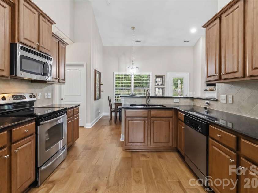 2875 Park Ridge Boulevard, Rock Hill, SC 29732.  MLS# CAR4406784, YatesRealty ID 39865. 