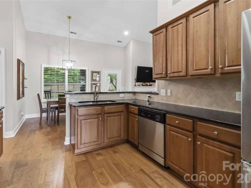 2875 Park Ridge Boulevard, Rock Hill, SC 29732.  MLS# CAR4406784, YatesRealty ID 39865. 