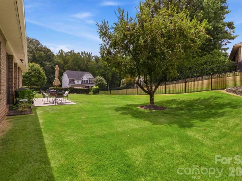 2875 Park Ridge Boulevard, Rock Hill, SC 29732.  MLS# CAR4406784, YatesRealty ID 39865. 
