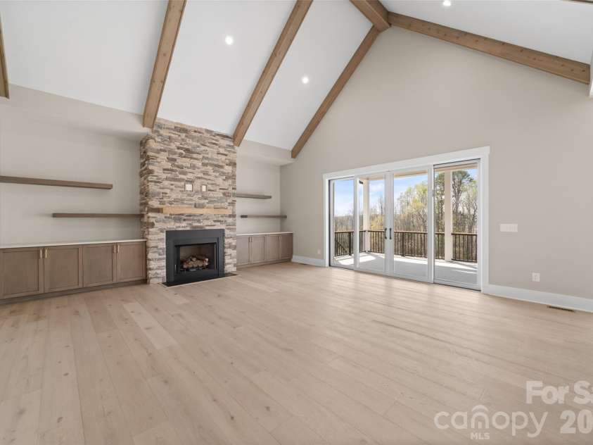 3973 Valley View Circle, Clemmons, NC 27012.  MLS# CAR4407310, YatesRealty ID 39868. 