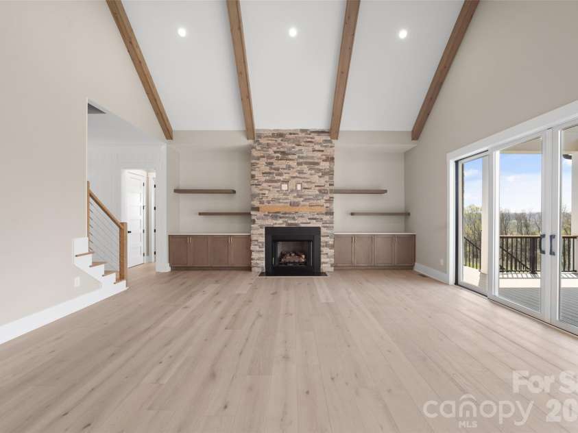 3973 Valley View Circle, Clemmons, NC 27012.  MLS# CAR4407310, YatesRealty ID 39868. 