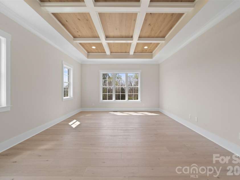 3973 Valley View Circle, Clemmons, NC 27012.  MLS# CAR4407310, YatesRealty ID 39868. 