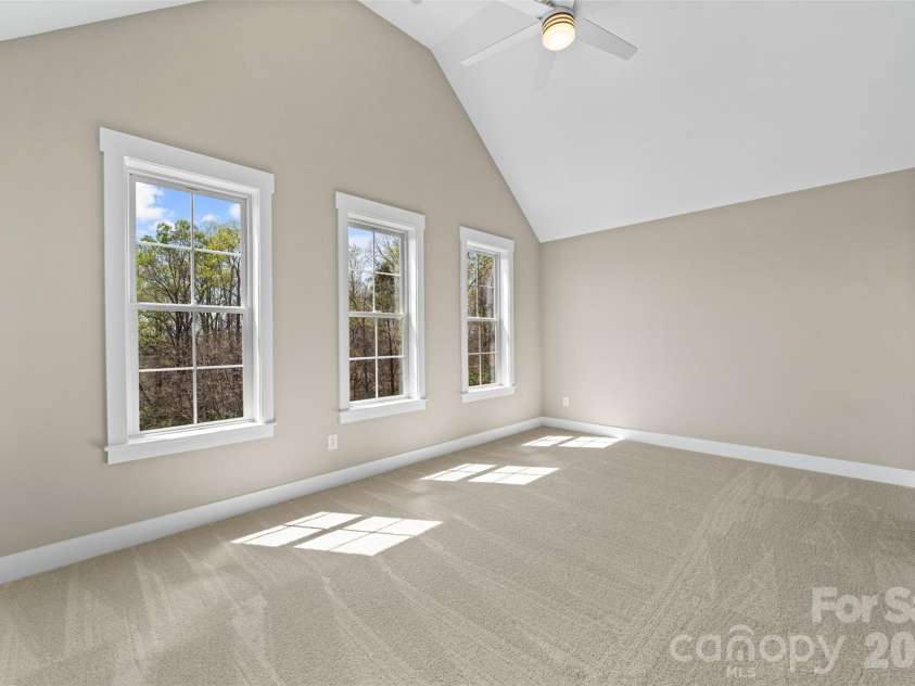 3973 Valley View Circle, Clemmons, NC 27012.  MLS# CAR4407310, YatesRealty ID 39868. 