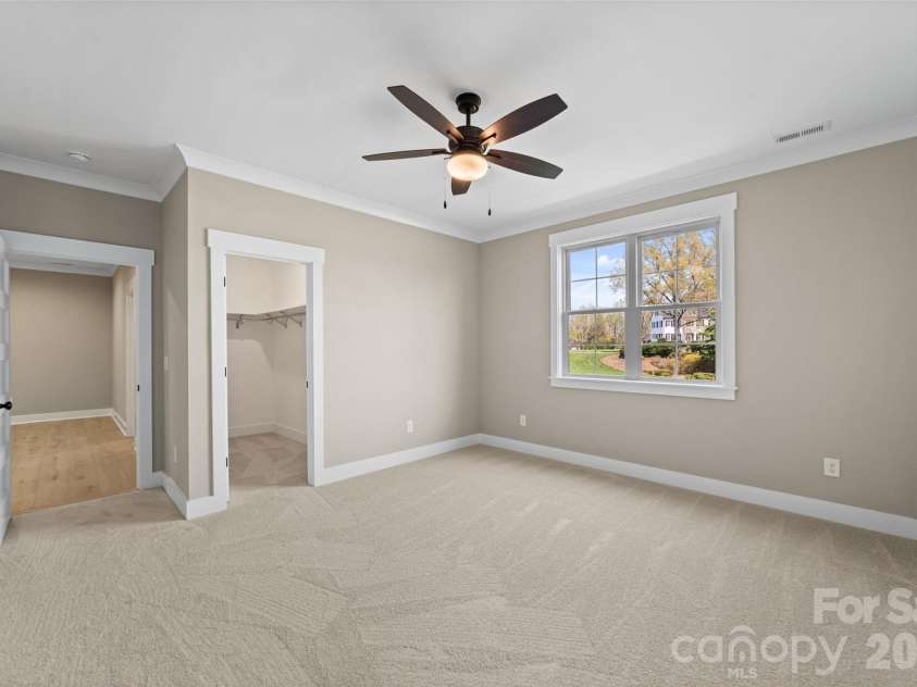 3973 Valley View Circle, Clemmons, NC 27012.  MLS# CAR4407310, YatesRealty ID 39868. 