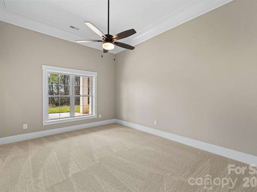 3973 Valley View Circle, Clemmons, NC 27012.  MLS# CAR4407310, YatesRealty ID 39868. 
