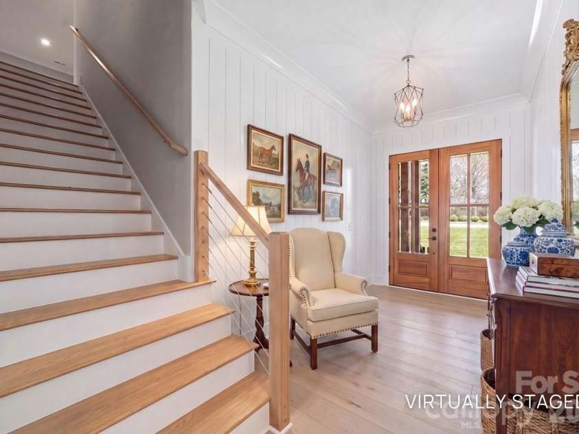 3973 Valley View Circle, Clemmons, NC 27012.  MLS# CAR4407310, YatesRealty ID 39868. Virtually Staged