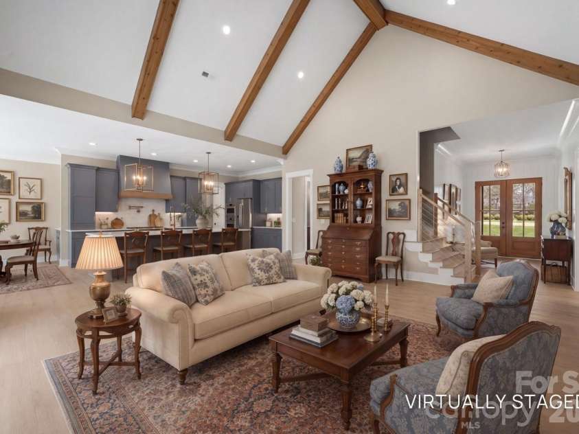 3973 Valley View Circle, Clemmons, NC 27012.  MLS# CAR4407310, YatesRealty ID 39868. Virtually Staged
