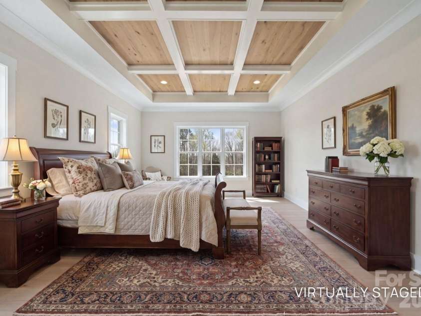 3973 Valley View Circle, Clemmons, NC 27012.  MLS# CAR4407310, YatesRealty ID 39868. Virtually Staged