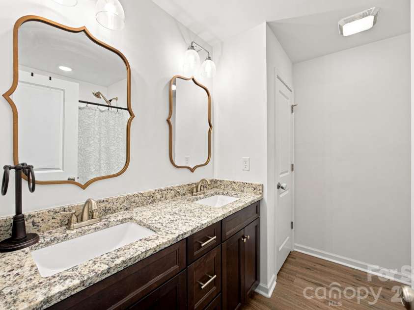 1879 Jetton Drive, Vale, NC 28168.  MLS# CAR4406050, YatesRealty ID 39869. 