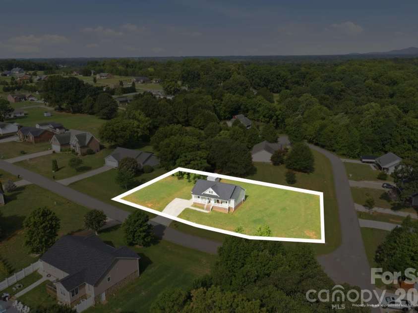 1879 Jetton Drive, Vale, NC 28168.  MLS# CAR4406050, YatesRealty ID 39869. 