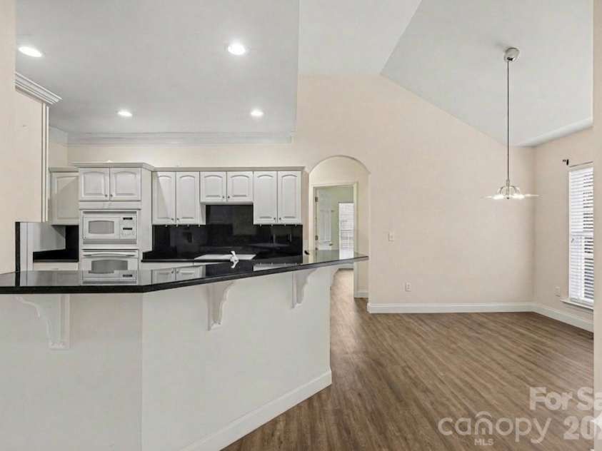 7039 Sedgebrook Drive, Stanley, NC 28164.  MLS# CAR4332906, YatesRealty ID 3987. Breakfast room 