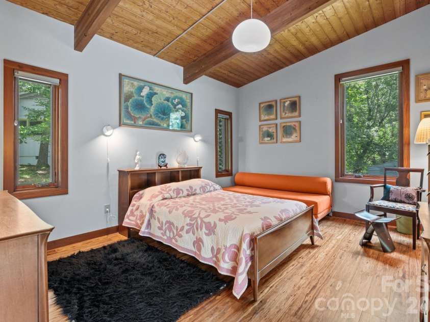 39 Wolf Road, Asheville, NC 28805.  MLS# CAR4397525, YatesRealty ID 39870. Bedroom from closet area