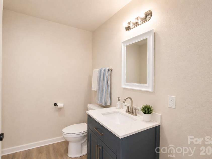 24 Old Rogers Lane, Sylva, NC 28779.  MLS# CAR4398711, YatesRealty ID 39874. 