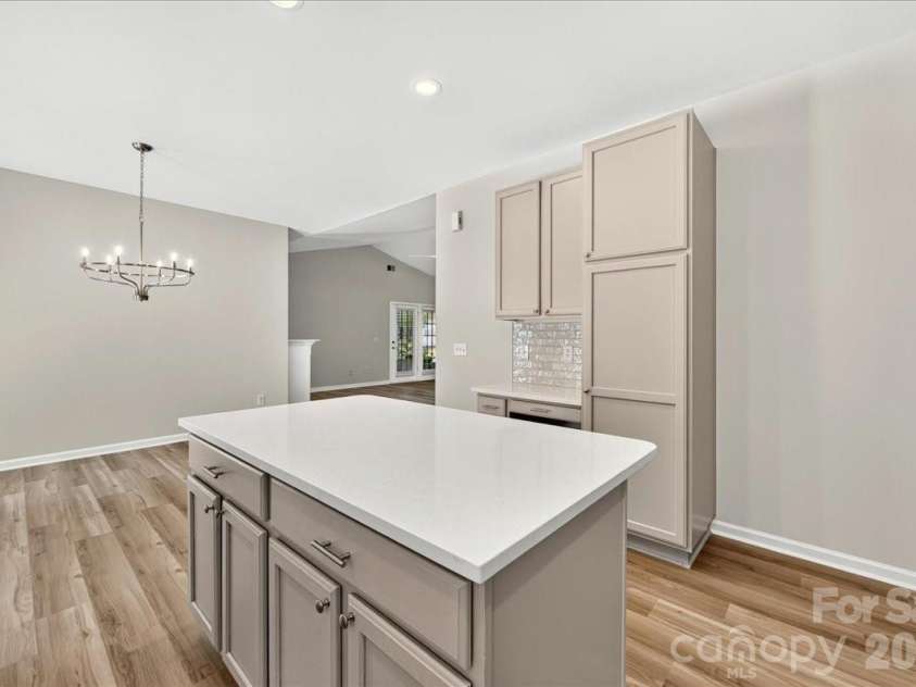 9236 Duckhorn Drive, Charlotte, NC 28277.  MLS# CAR4401732, YatesRealty ID 39876. 