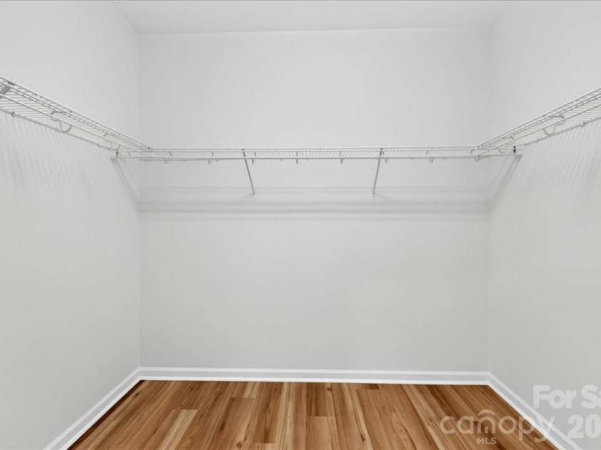 9236 Duckhorn Drive, Charlotte, NC 28277.  MLS# CAR4401732, YatesRealty ID 39876. 