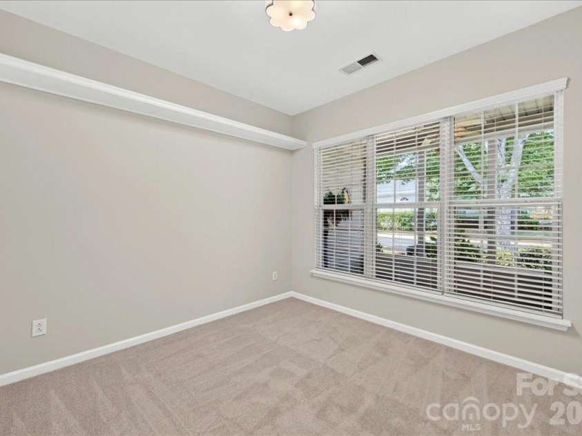 9236 Duckhorn Drive, Charlotte, NC 28277.  MLS# CAR4401732, YatesRealty ID 39876. 