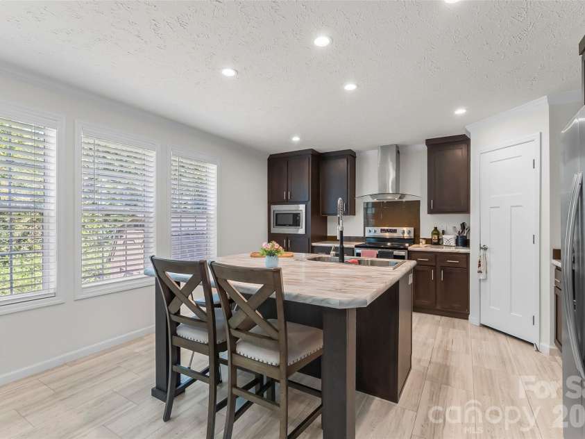 1940 Eastbrook Circle, Morganton, NC 28655.  MLS# CAR4401137, YatesRealty ID 39877. 