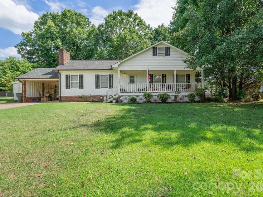 1504 2nd Street, Conover, NC 28613.  MLS# CAR4397801, YatesRealty ID 39879. Beautiful Curb Appeal