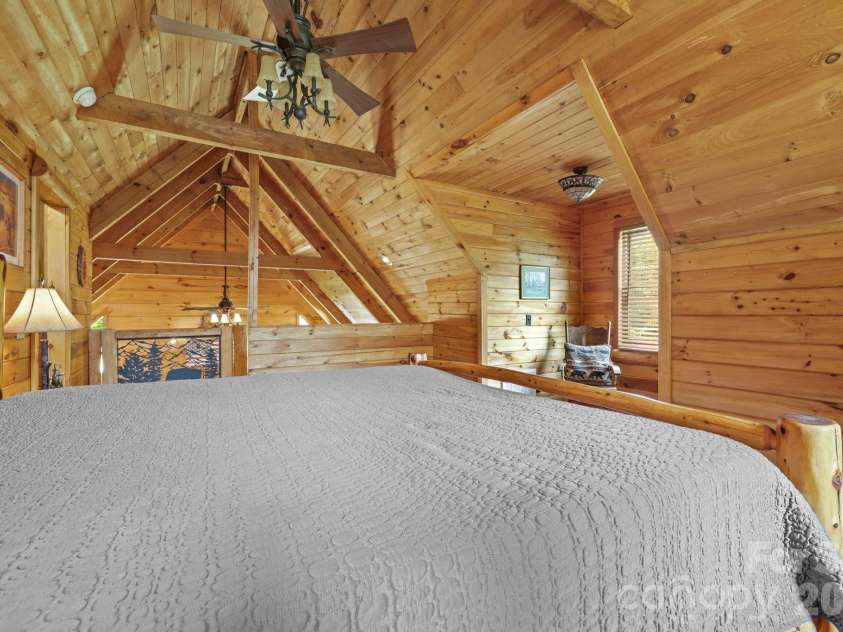 2560 Round Hill Road, Bryson City, NC 28713.  MLS# CAR4406322, YatesRealty ID 39880. 