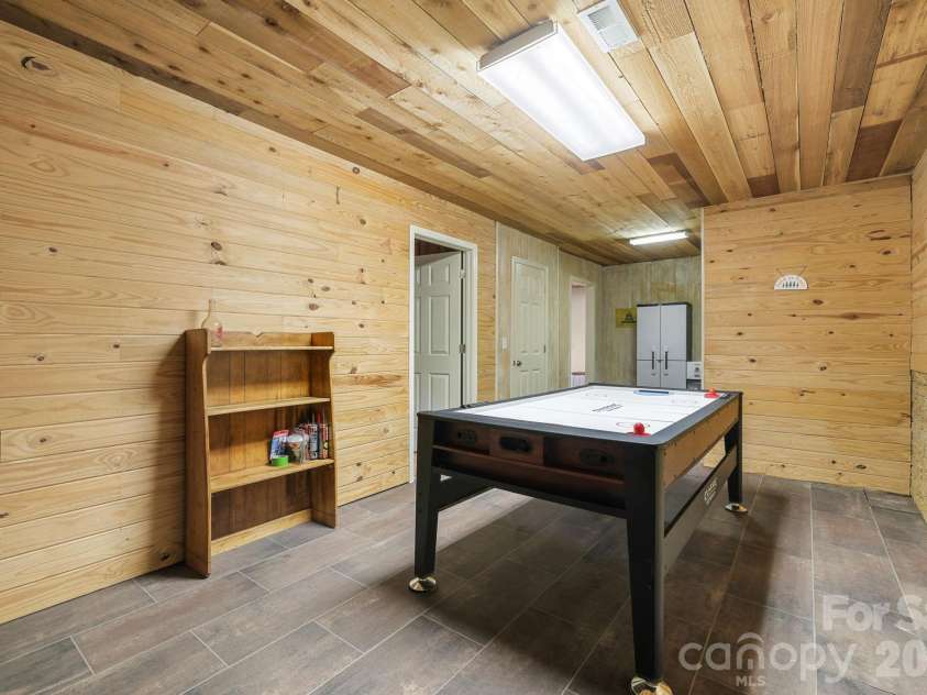 2560 Round Hill Road, Bryson City, NC 28713.  MLS# CAR4406322, YatesRealty ID 39880. 