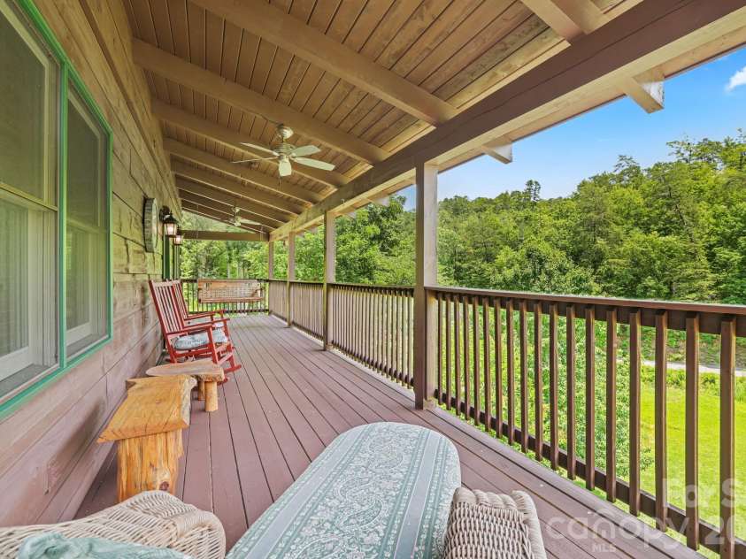 2560 Round Hill Road, Bryson City, NC 28713.  MLS# CAR4406322, YatesRealty ID 39880. 