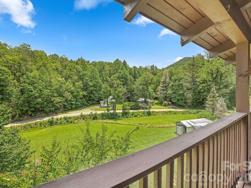 2560 Round Hill Road, Bryson City, NC 28713.  MLS# CAR4406322, YatesRealty ID 39880. 