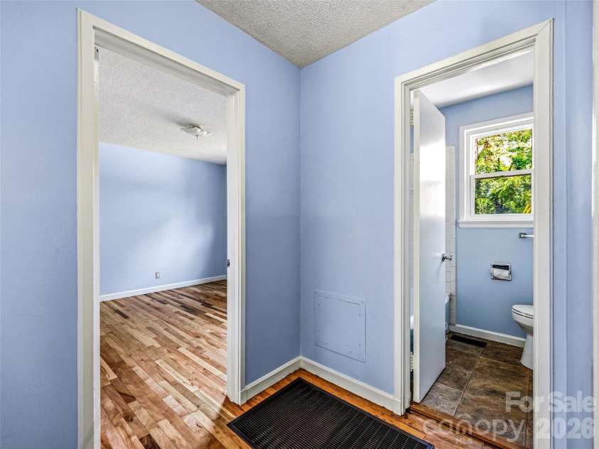 43 Trowbridge Lane, Brevard, NC 28712.  MLS# CAR4405175, YatesRealty ID 39886. 