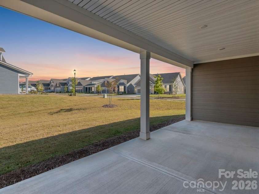 4423 Moxie Way, Charlotte, NC 28215.  MLS# CAR4397354, YatesRealty ID 39887. 