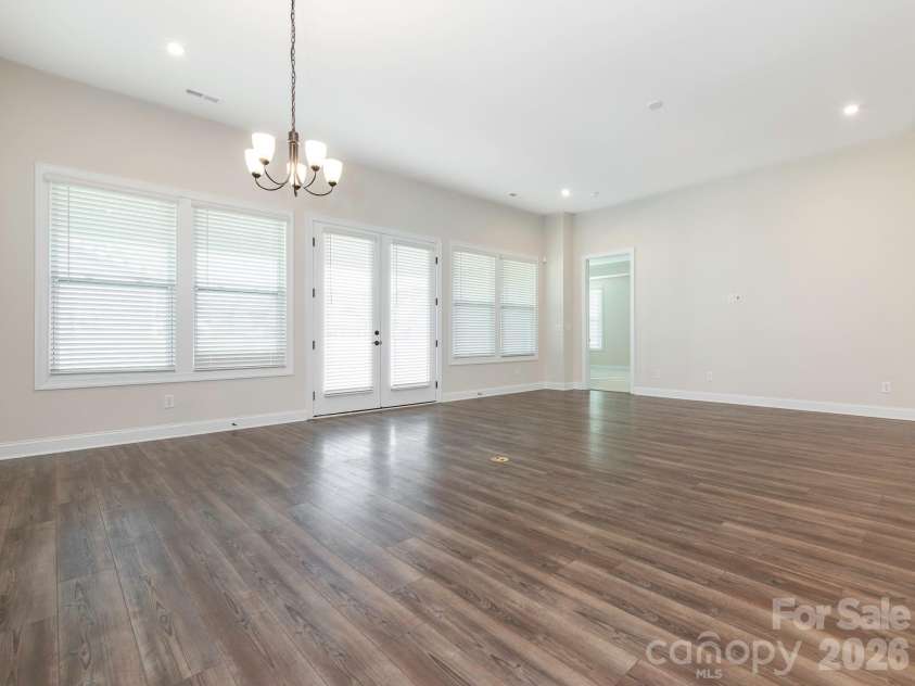 4423 Moxie Way, Charlotte, NC 28215.  MLS# CAR4397354, YatesRealty ID 39887. 
