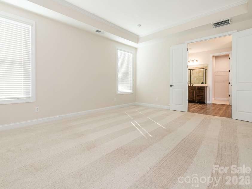 4423 Moxie Way, Charlotte, NC 28215.  MLS# CAR4397354, YatesRealty ID 39887. 