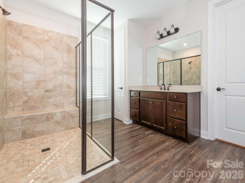 4423 Moxie Way, Charlotte, NC 28215.  MLS# CAR4397354, YatesRealty ID 39887. 
