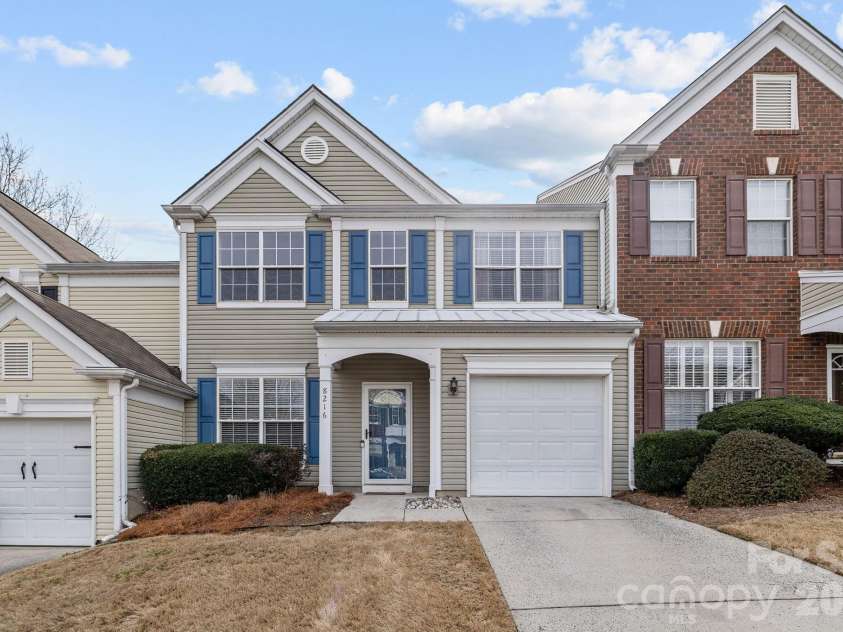 8216 Gossomer Bay Drive, Charlotte, NC 28270.  MLS# CAR4349414, YatesRealty ID 3989. 