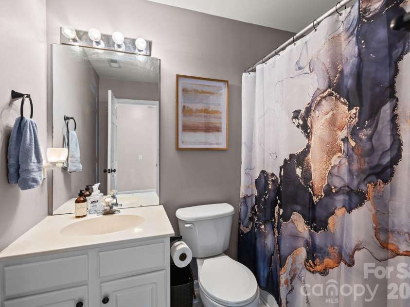8216 Gossomer Bay Drive, Charlotte, NC 28270.  MLS# CAR4349414, YatesRealty ID 3989. 